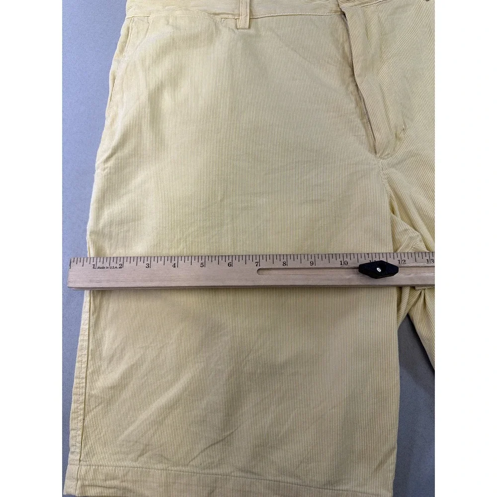 Banana Republic S/ Shorts Mens 36 Yellow Striped 100% Cotton Flat Front